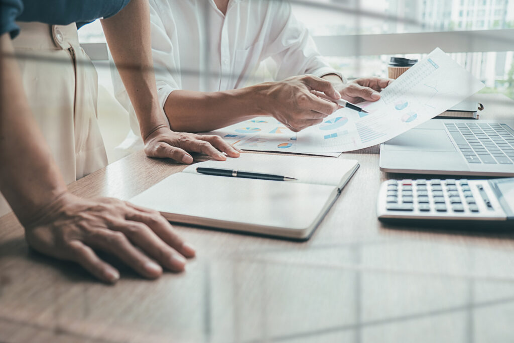 Le secteur de recherche des Sciences Humaines et Sociales en HE2B regroupe essentiellement le domaine des sciences pédagogiques et didactique et le domaine des sciences sociales.